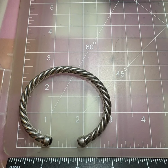 Heavy Duty Silver Twisted Cuff with Stone ends Bracelet - Picture 4 of 4